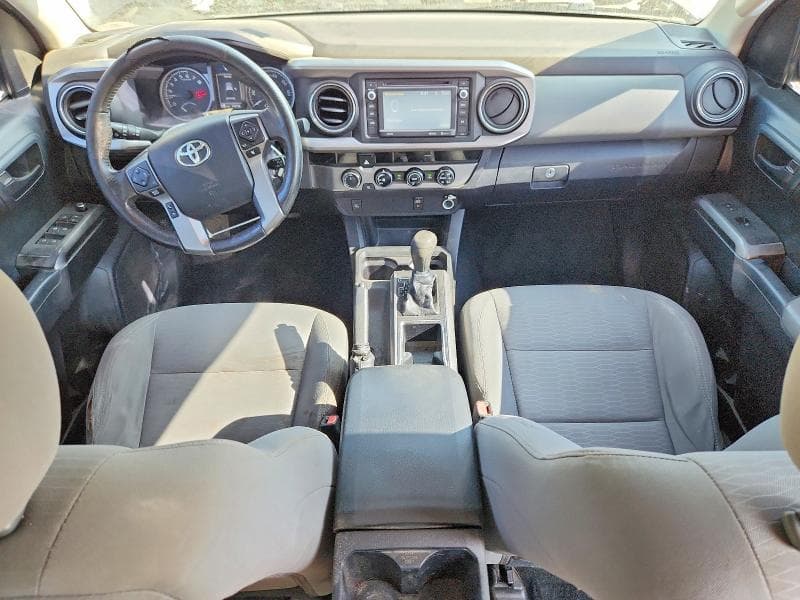 2017 TOYOTA TACOMA SR5 V6 8
