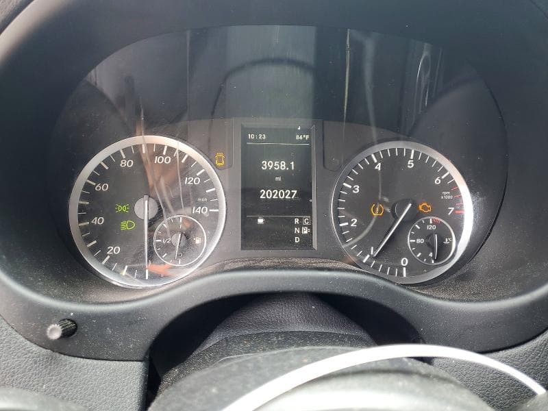 2018 MERCEDES-BENZ METRIS 9