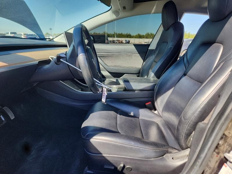 2018 TESLA MODEL 3 7