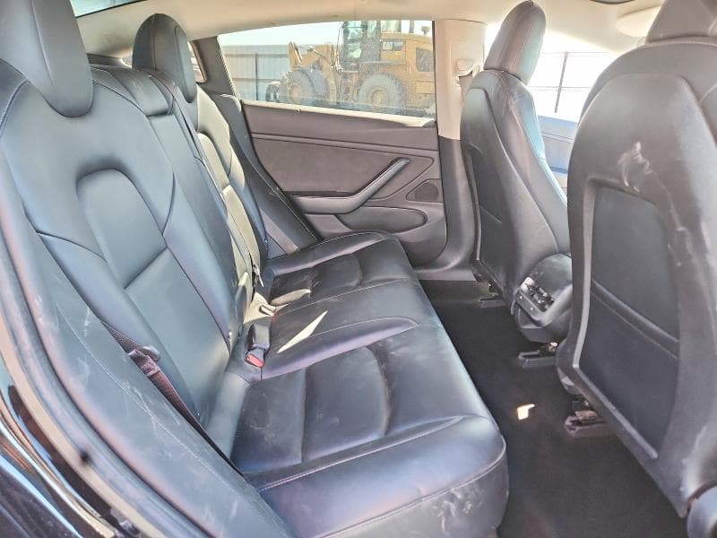 2018 TESLA MODEL 3 10
