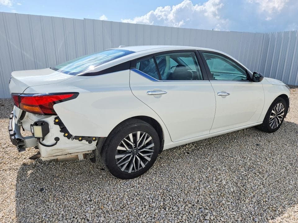 2025 NISSAN ALTIMA SV 3