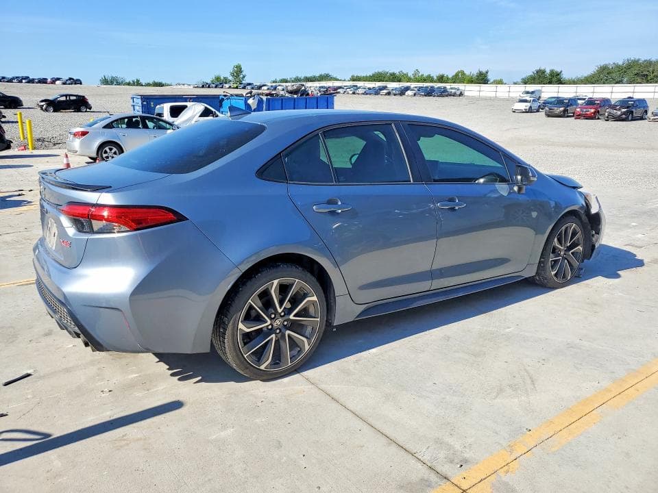 2020 TOYOTA COROLLA XSE 3