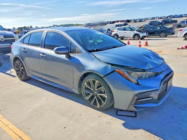2020 TOYOTA COROLLA XSE 4
