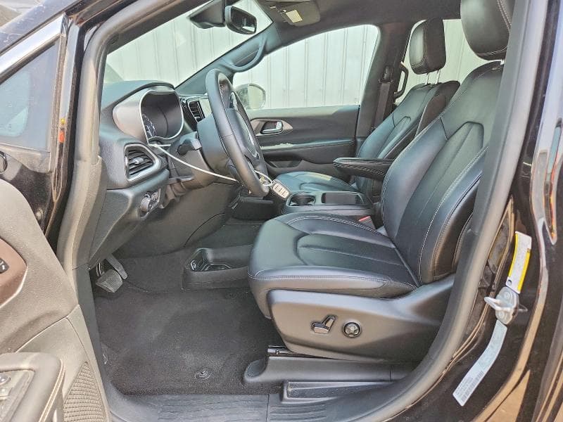 2025 CHRYSLER PACIFICA SELECT 7