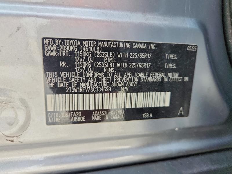 2025 TOYOTA RAV4 XLE 13