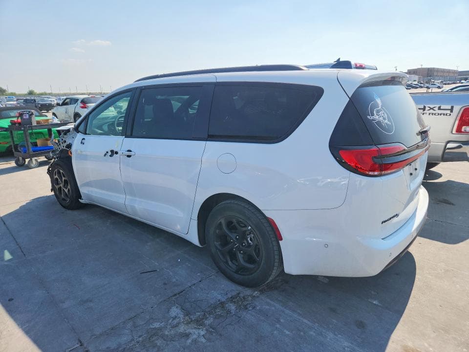 2024 CHRYSLER PACIFICA HYBRID SELECT 2