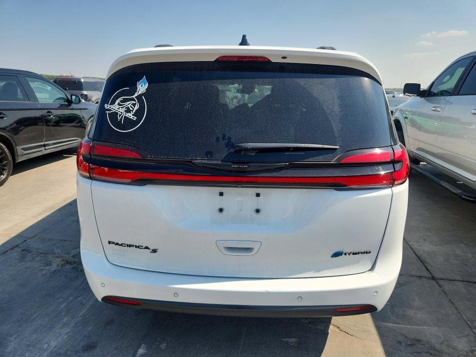 2024 CHRYSLER PACIFICA HYBRID SELECT 6