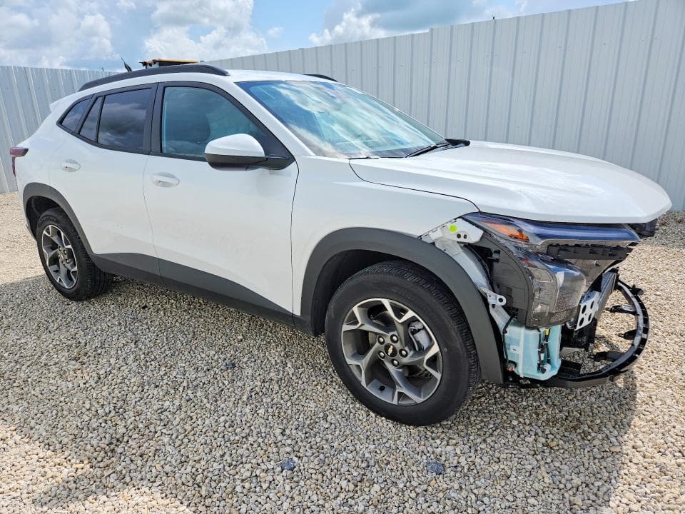 2026 CHEVROLET TRAX 1LT 4