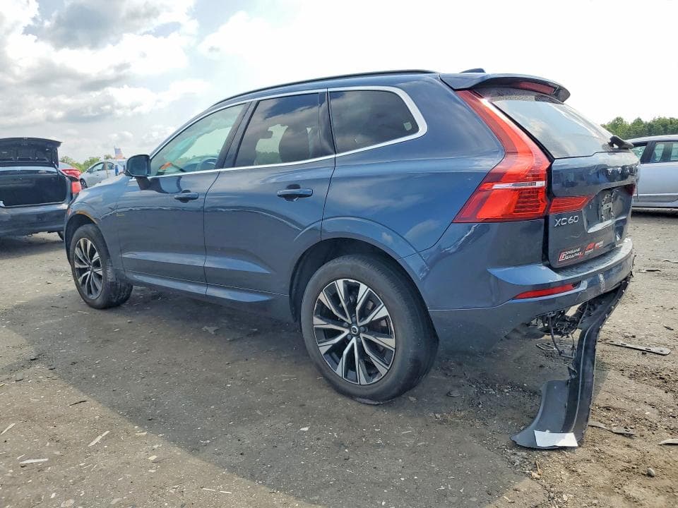 2023 VOLVO XC60 CORE 2