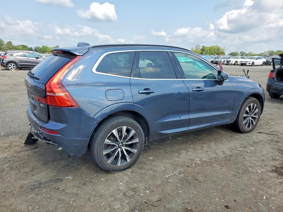 2023 VOLVO XC60 CORE 3