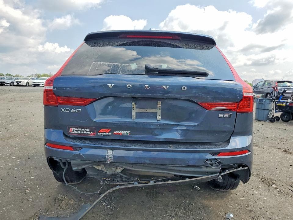 2023 VOLVO XC60 CORE 6
