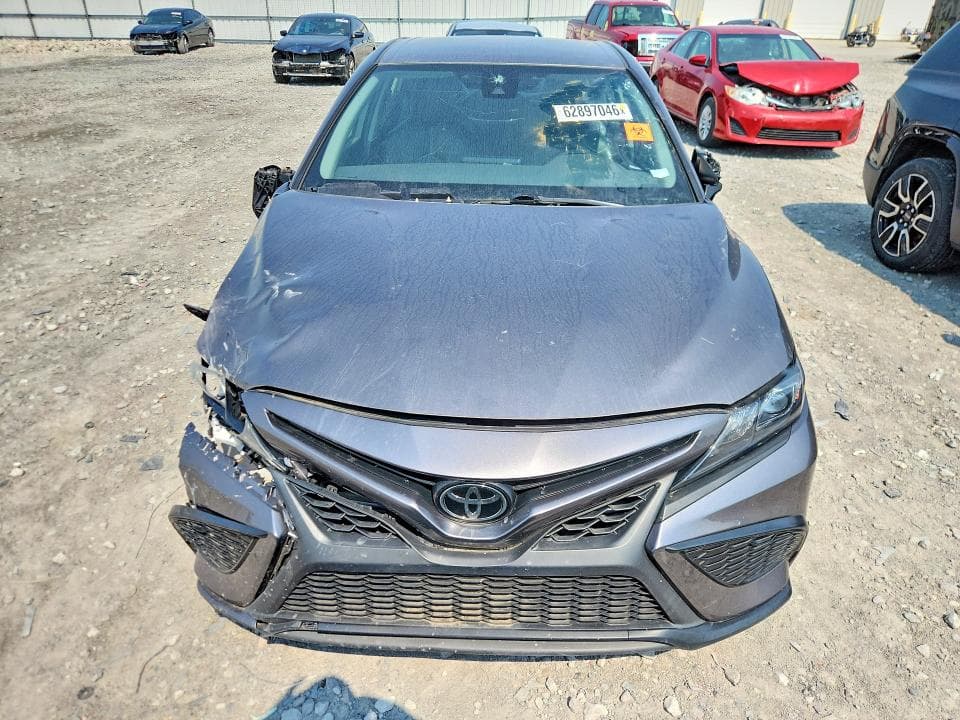 2022 TOYOTA CAMRY SE 5