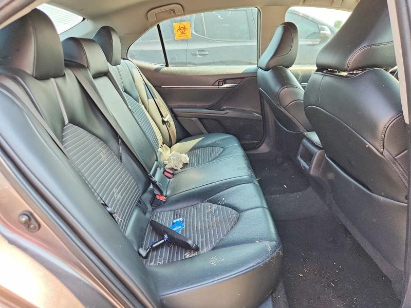 2022 TOYOTA CAMRY SE 10