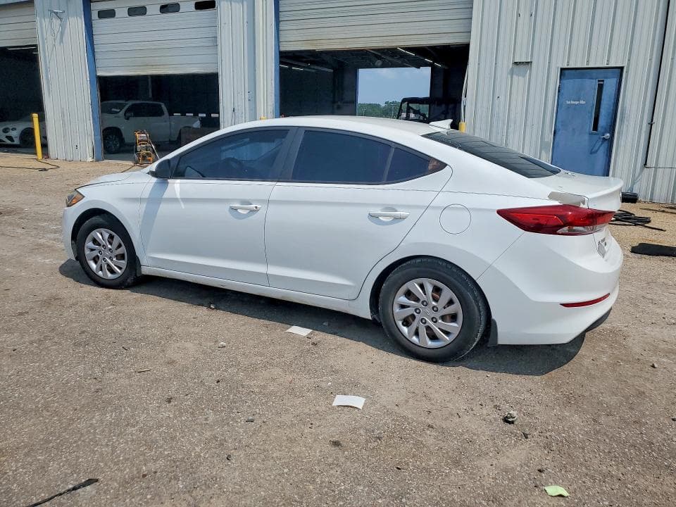 2017 HYUNDAI ELANTRA SE 2
