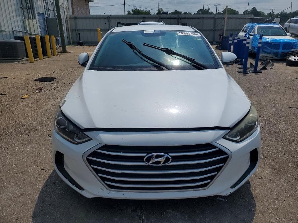 2017 HYUNDAI ELANTRA SE 5