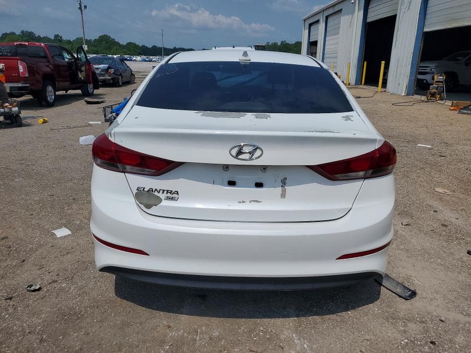2017 HYUNDAI ELANTRA SE 6