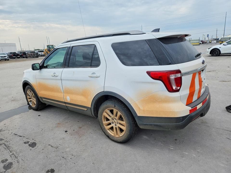 2019 FORD EXPLORER XLT 2