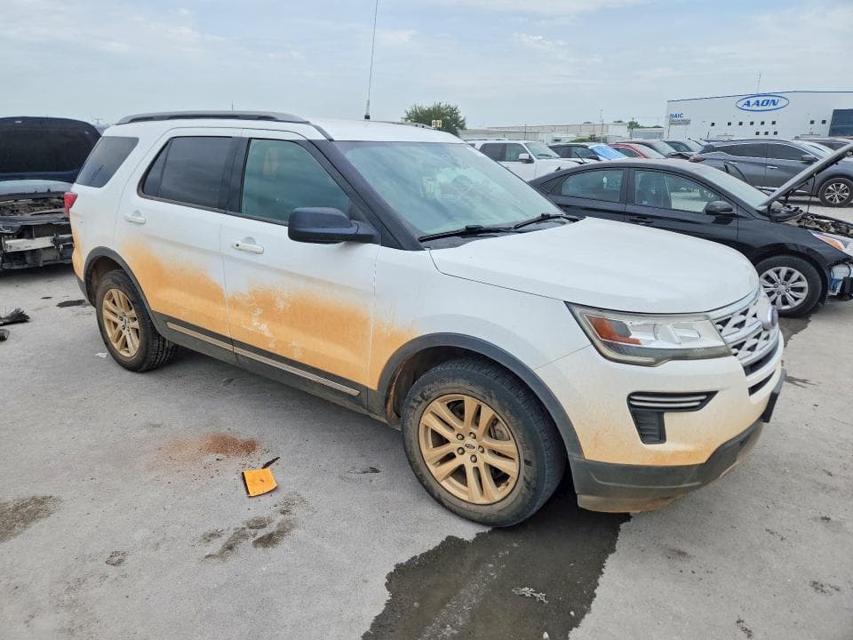 2019 FORD EXPLORER XLT 4