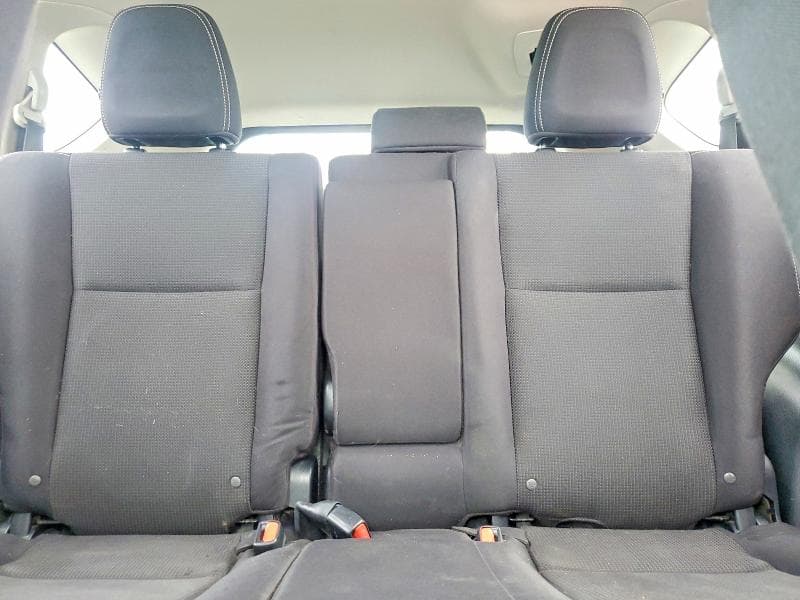 2017 TOYOTA RAV4 XLE 10