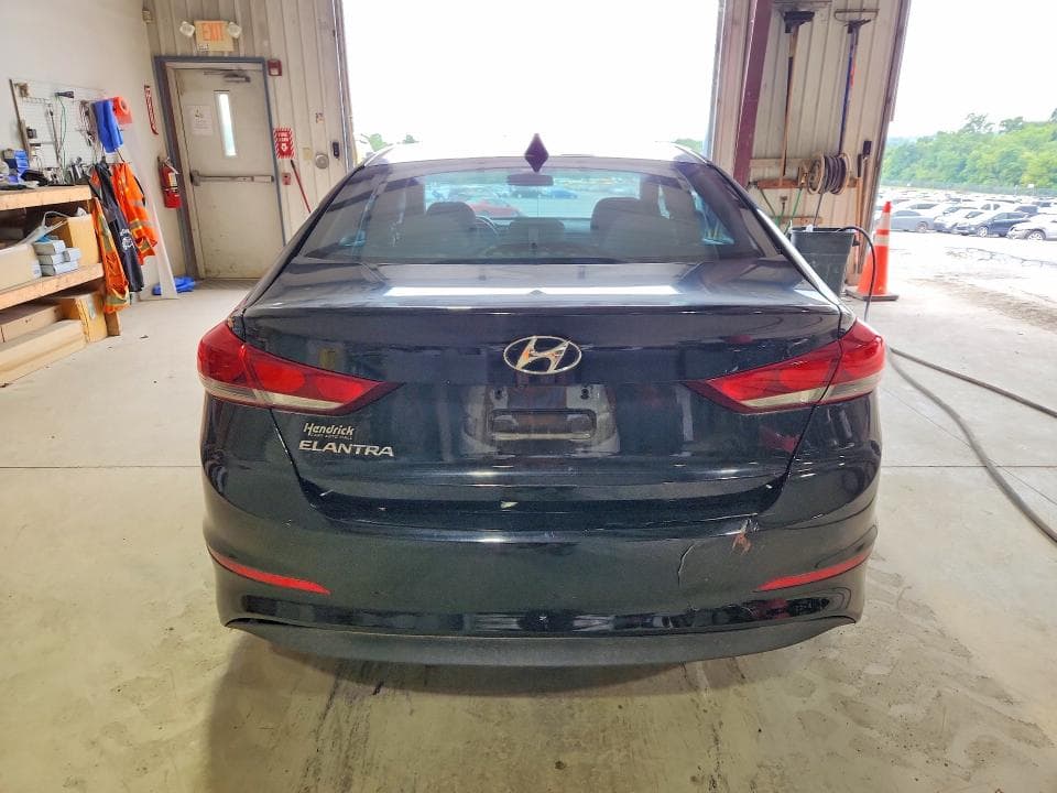 2017 HYUNDAI ELANTRA SE 6