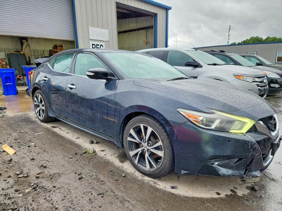 2017 NISSAN MAXIMA 3.5 SV 4