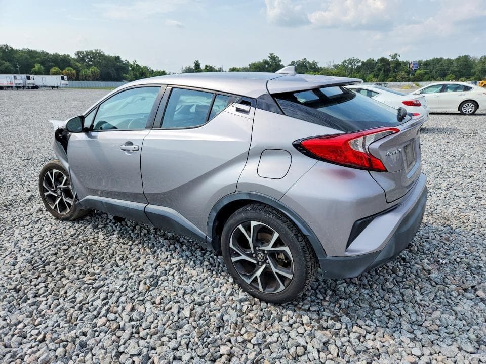 2018 TOYOTA C-HR XLE 2