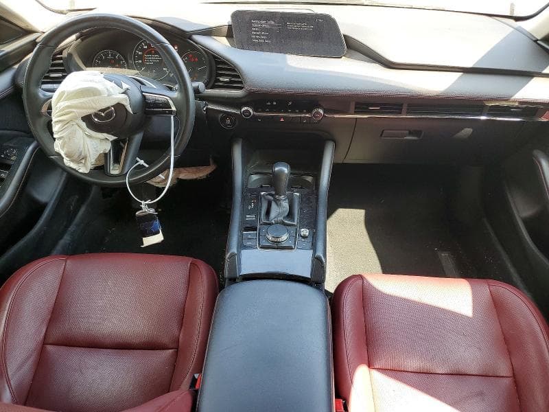 2024 MAZDA 3 PREFERRED 8