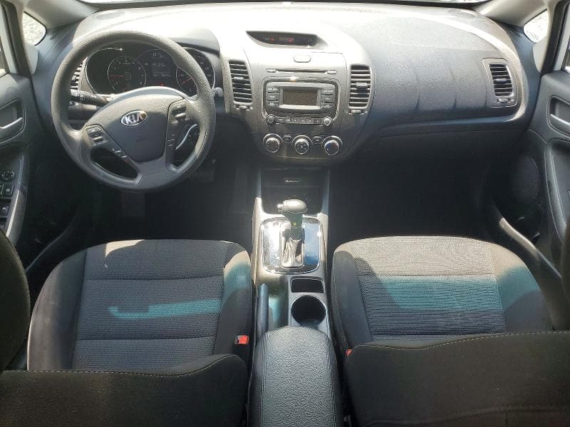 2018 KIA FORTE5 LX 8
