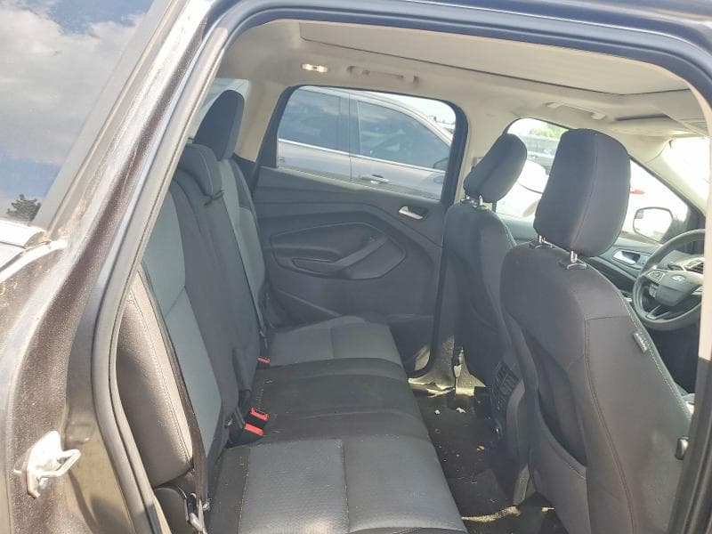 2018 FORD ESCAPE SE 11