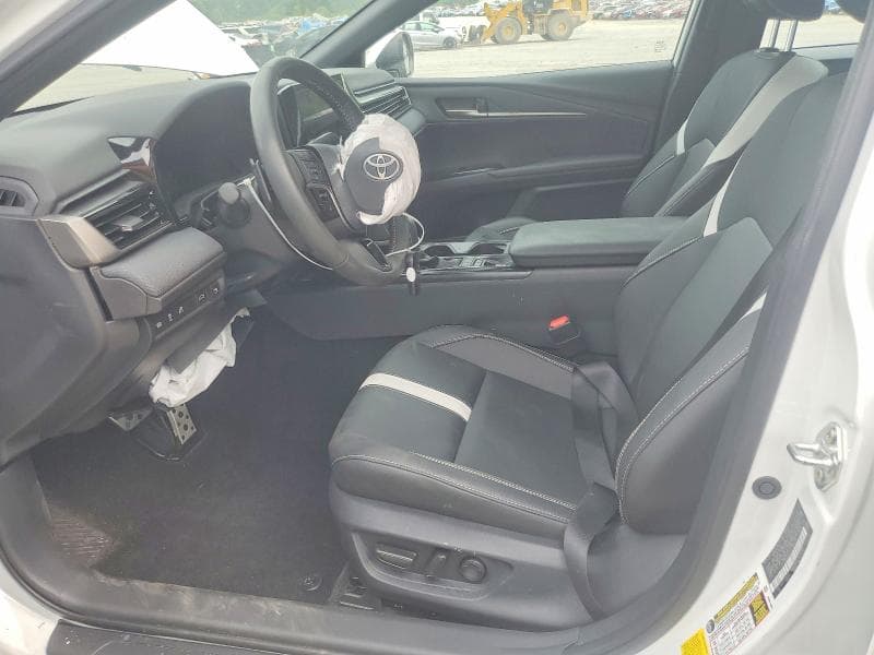 2025 TOYOTA CAMRY SE 7