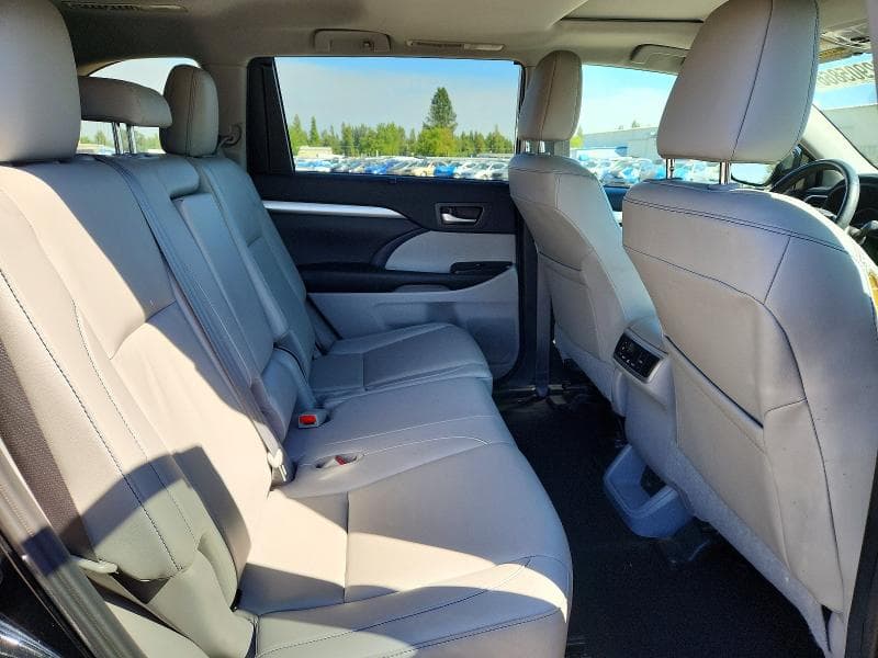 2019 TOYOTA HIGHLANDER XLE 10