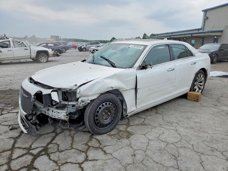 2019 CHRYSLER 300 LIMITED - 1