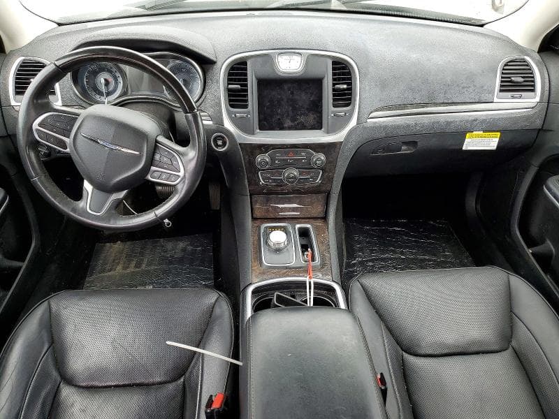 2019 CHRYSLER 300 LIMITED 8
