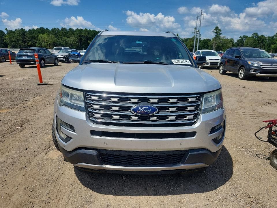 2017 FORD EXPLORER XLT 5