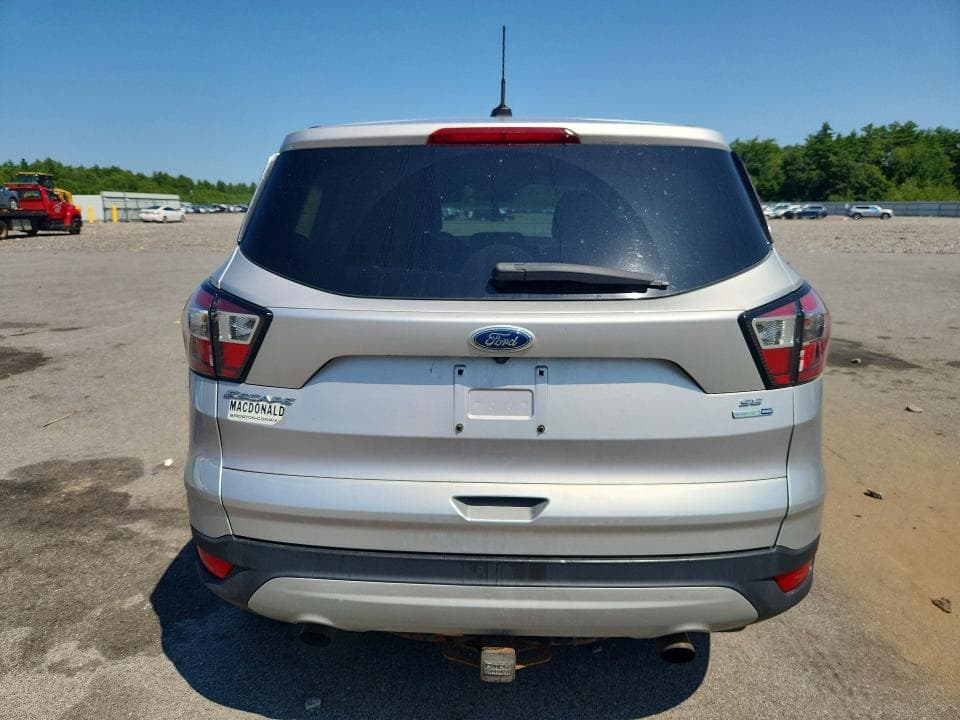 2017 FORD ESCAPE SE 6