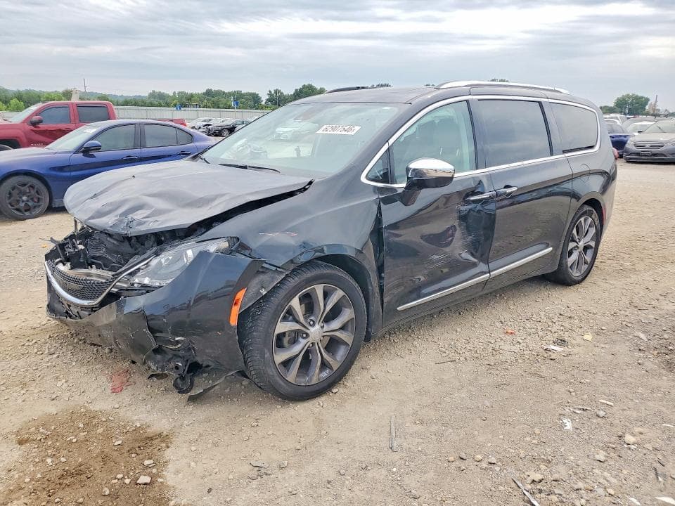 2017 CHRYSLER PACIFICA LIMITED - 1
