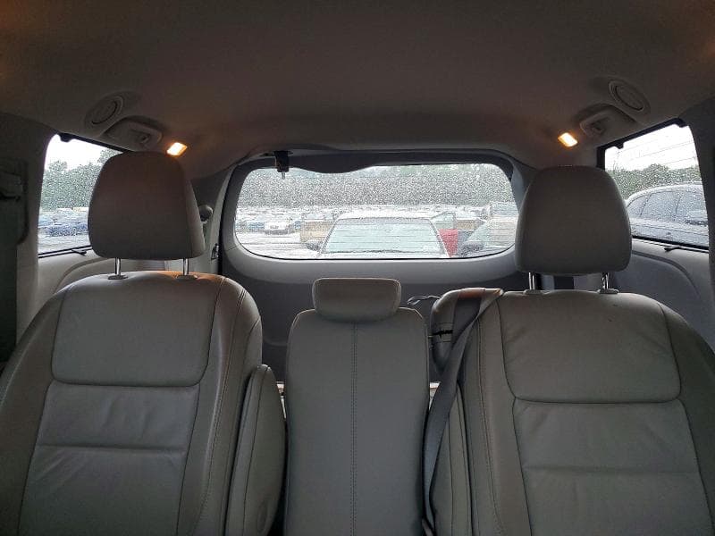2017 TOYOTA SIENNA XLE PREMIUM 8-PASSENGER 10