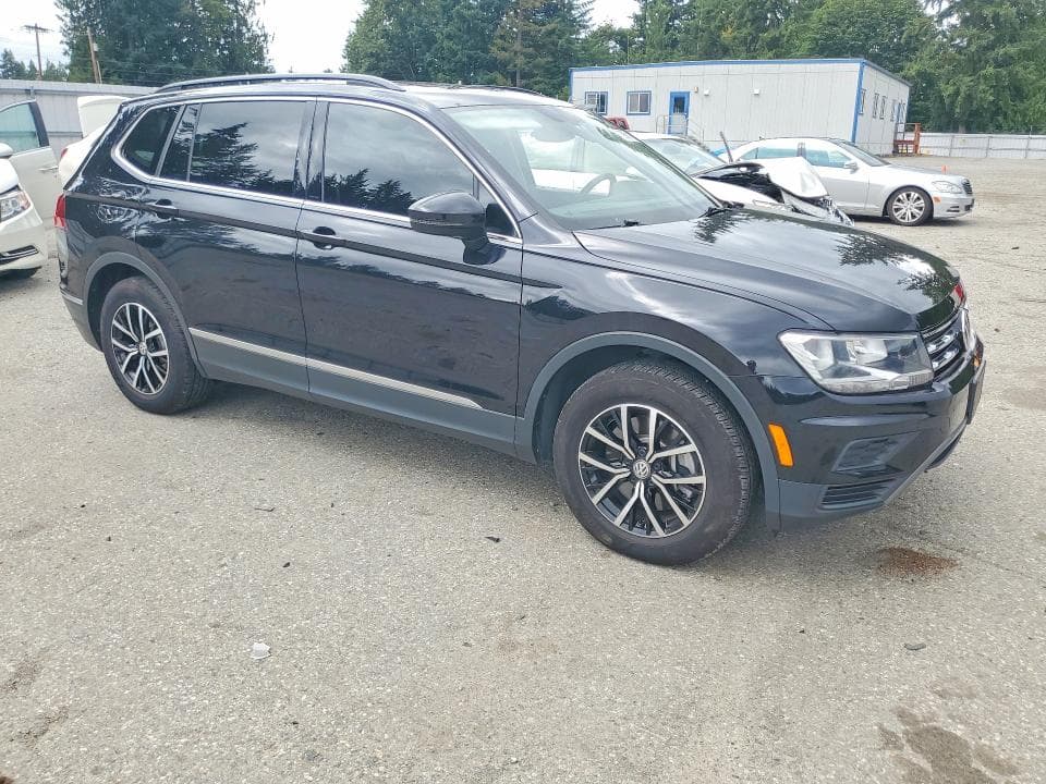 2021 VOLKSWAGEN TIGUAN SE 4