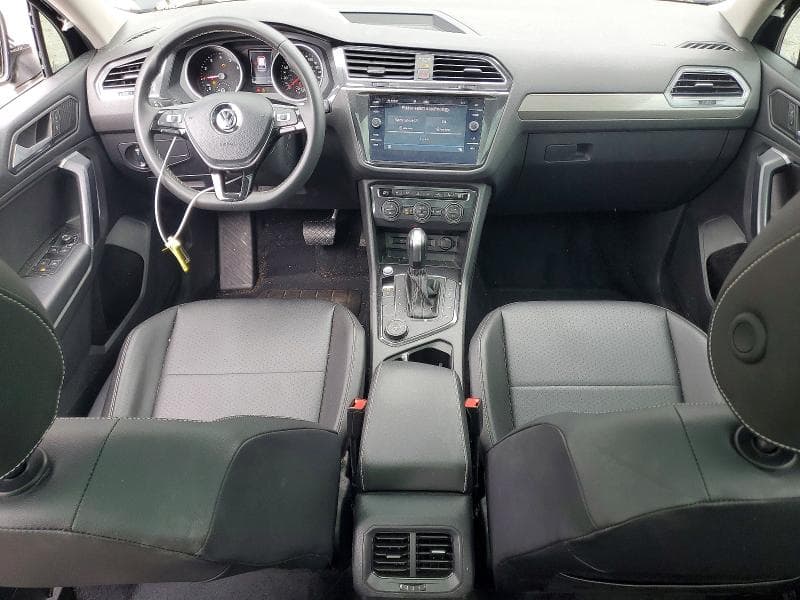 2021 VOLKSWAGEN TIGUAN SE 8