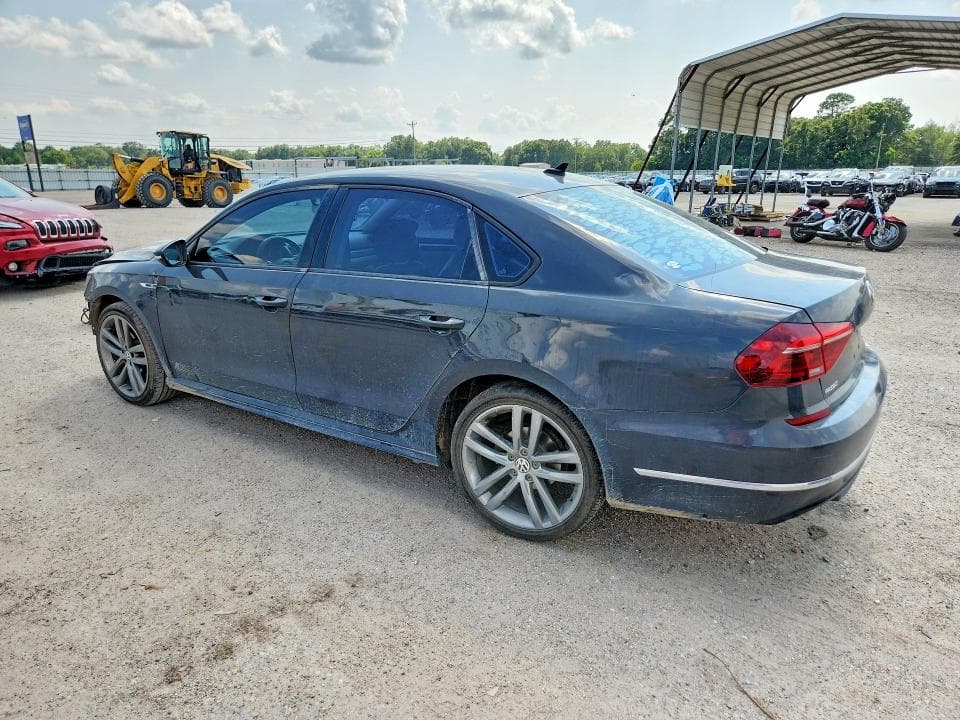 2018 VOLKSWAGEN PASSAT S 2