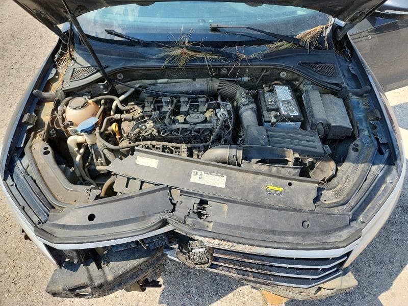 2018 VOLKSWAGEN PASSAT S 11