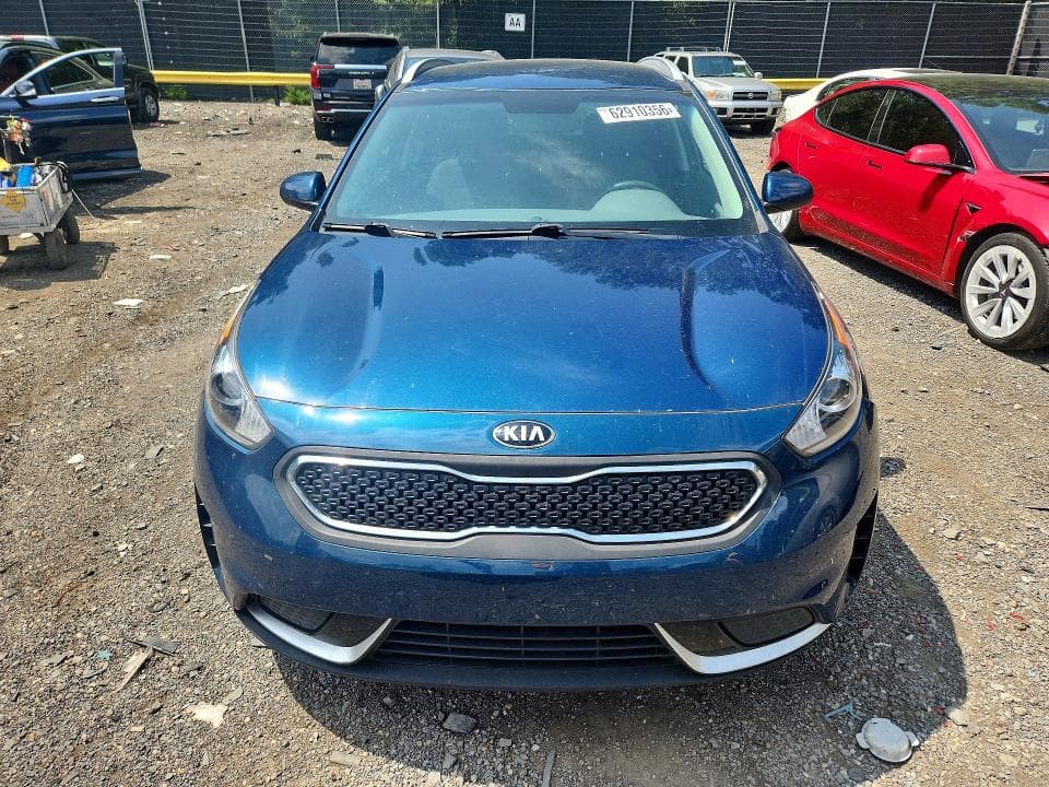 2019 KIA NIRO LX 5