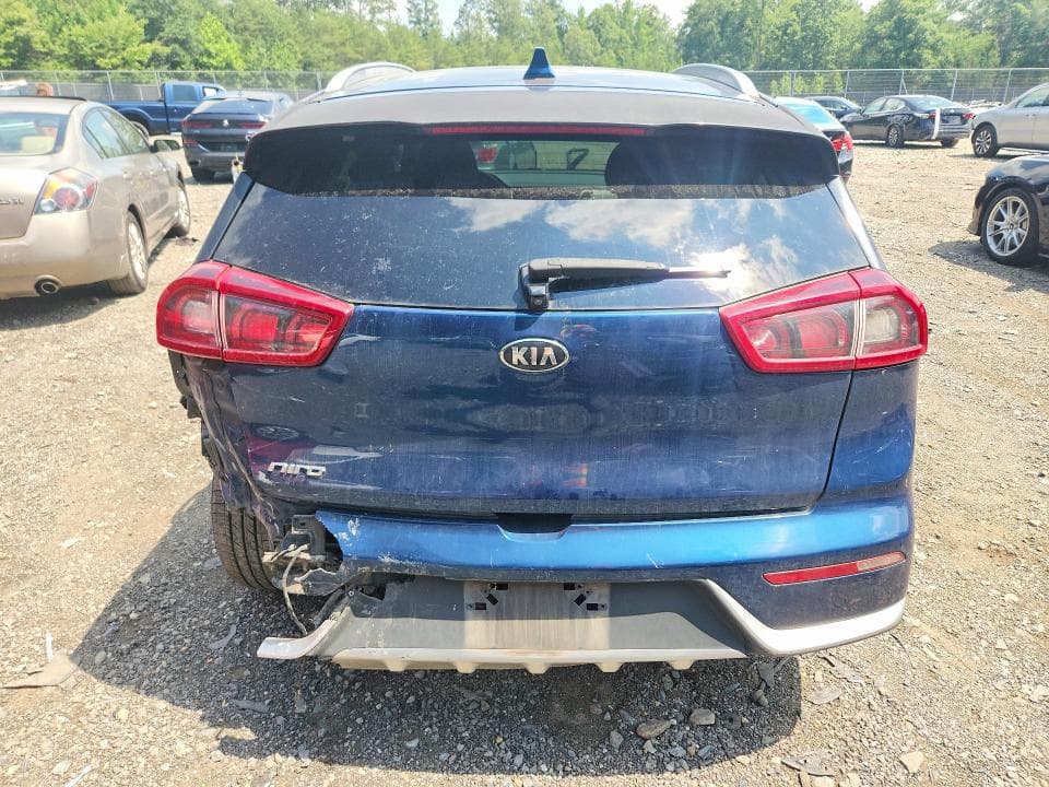 2019 KIA NIRO LX 6