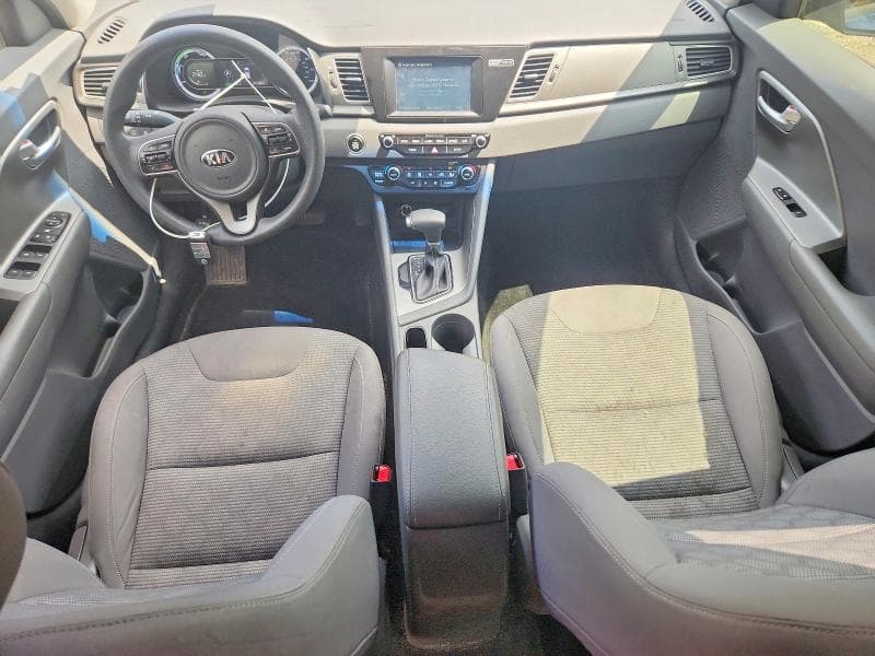 2019 KIA NIRO LX 8
