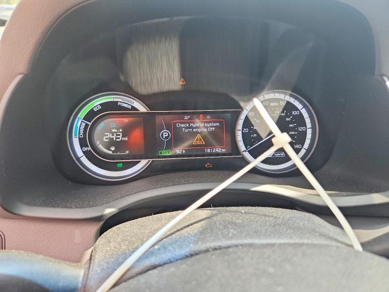 2019 KIA NIRO LX 9
