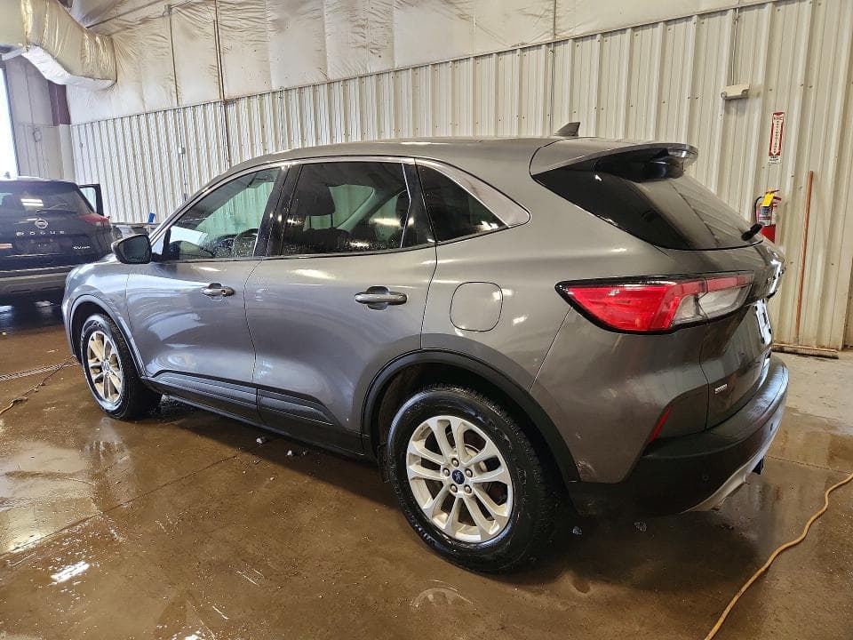 2021 FORD ESCAPE SE 3