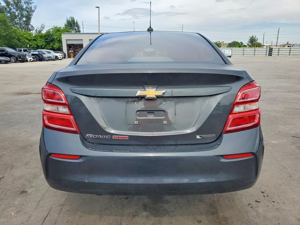 2018 CHEVROLET SONIC PREMIER 6