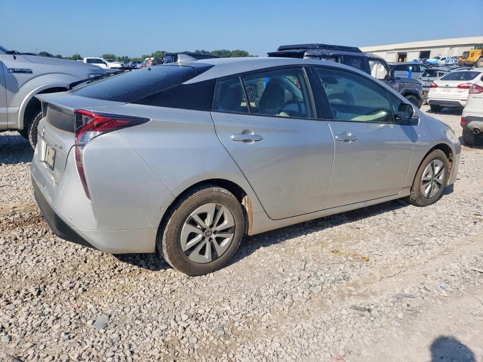 2018 TOYOTA PRIUS TWO 3