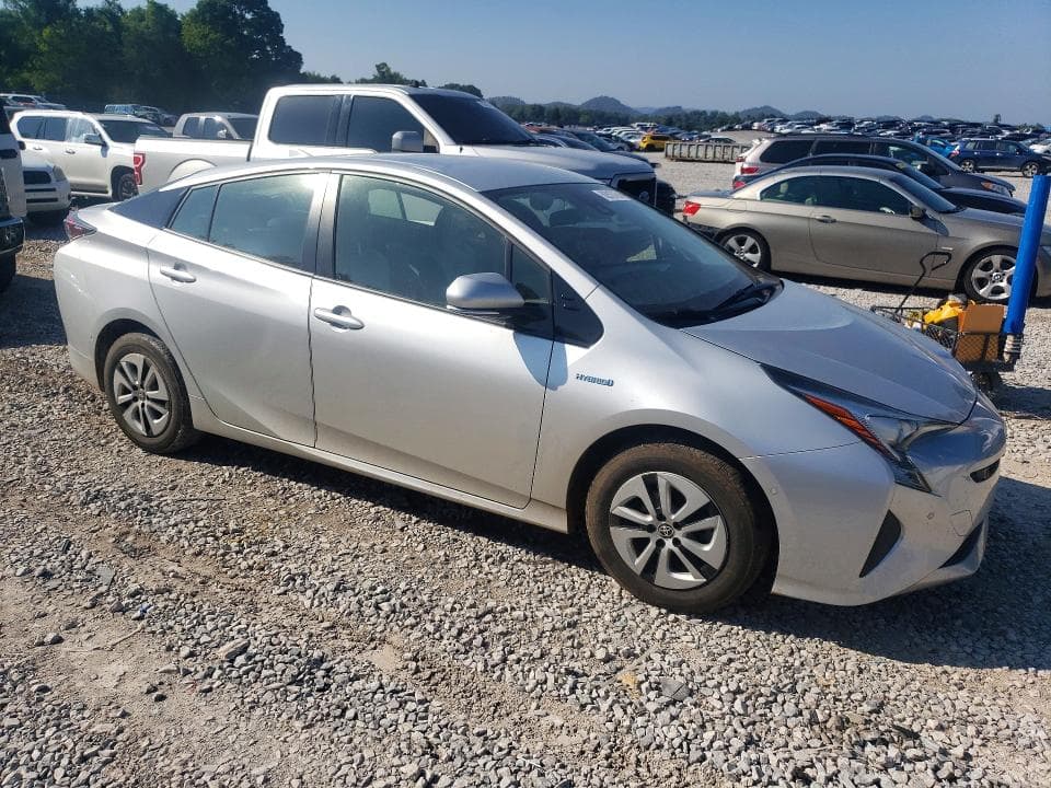 2018 TOYOTA PRIUS TWO 4