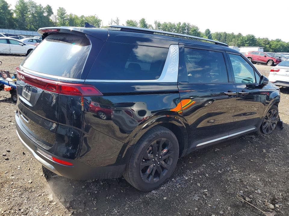 2024 KIA CARNIVAL SX 3